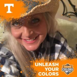 Meet your Posher, Mona